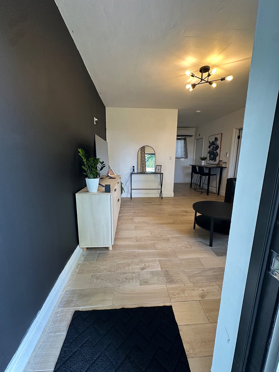 Furnished Finder property 878106_1 photo 6