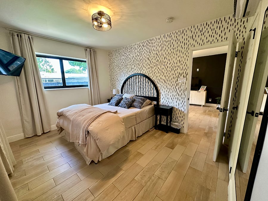 Furnished Finder property 878106_1 photo 9