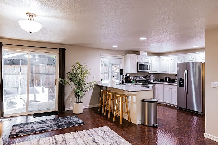 Furnished Finder property 878128_1 photo 9