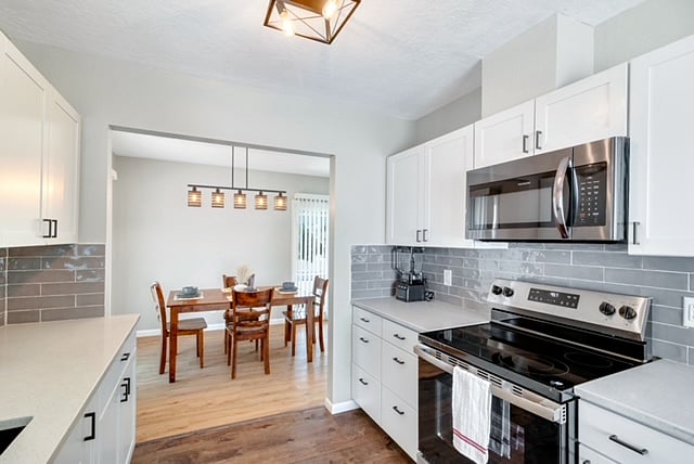 Furnished Finder property 878147_1 photo 9
