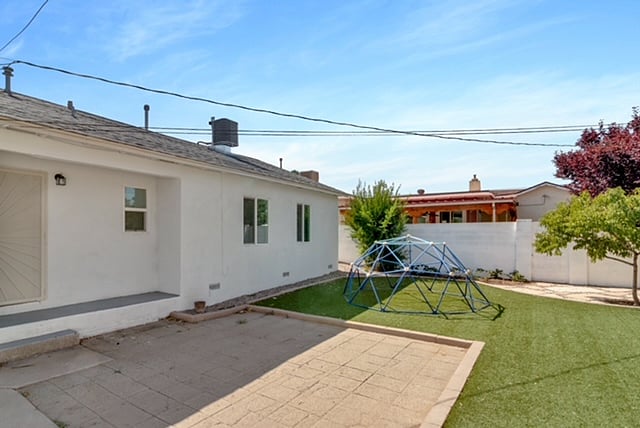 Furnished Finder property 878147_1 photo 25