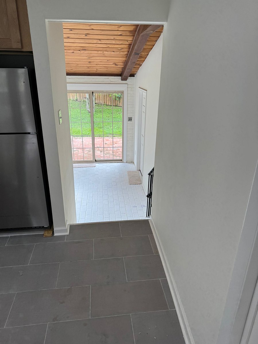 Furnished Finder property 878155_1 photo 4