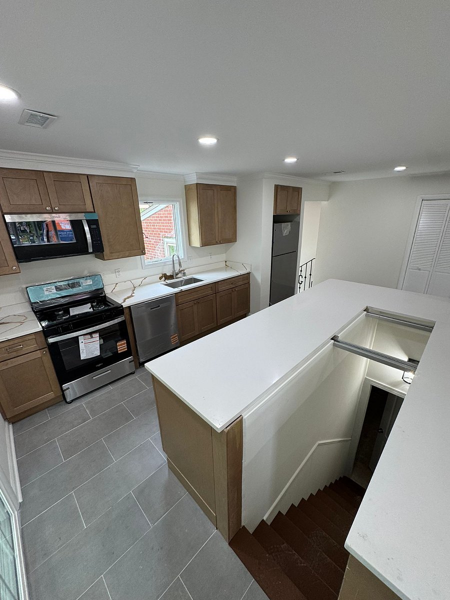 Furnished Finder property 878155_1 photo 3
