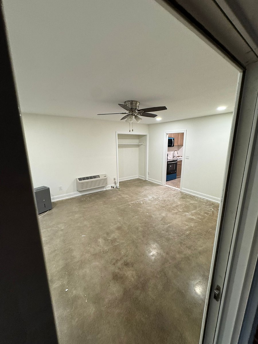 Furnished Finder property 878155_1 photo 25