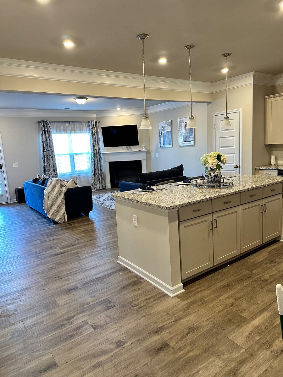 Furnished Finder property 878163_1 photo 4