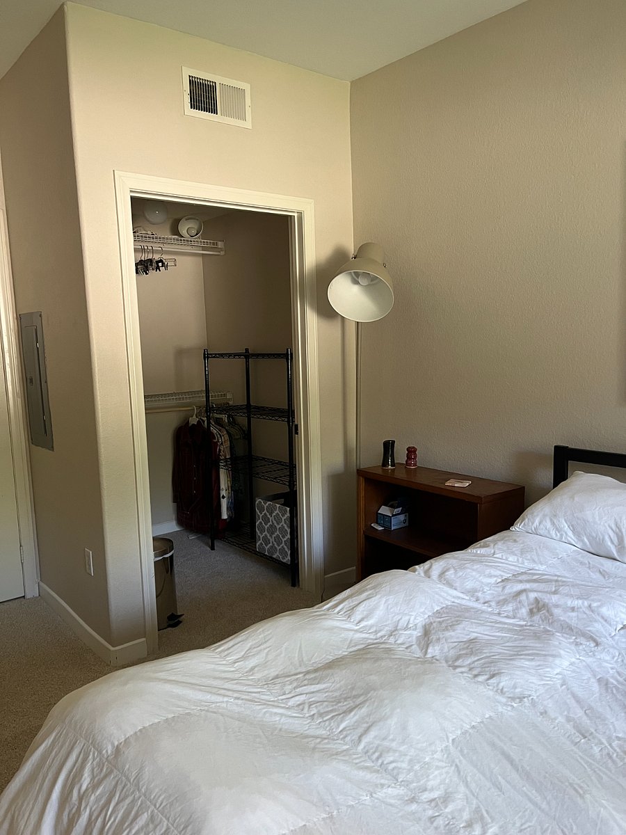 Large Furnished Room Private Bath - 878164 1 59933795 Full