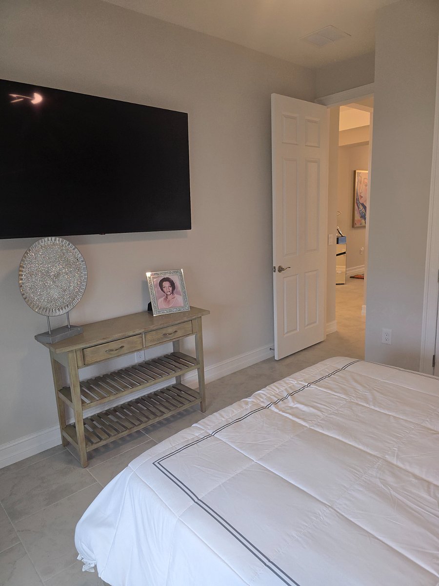 Furnished Finder property 878186_1 photo 7