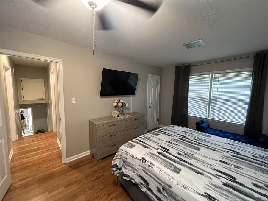 Upper Bedroom