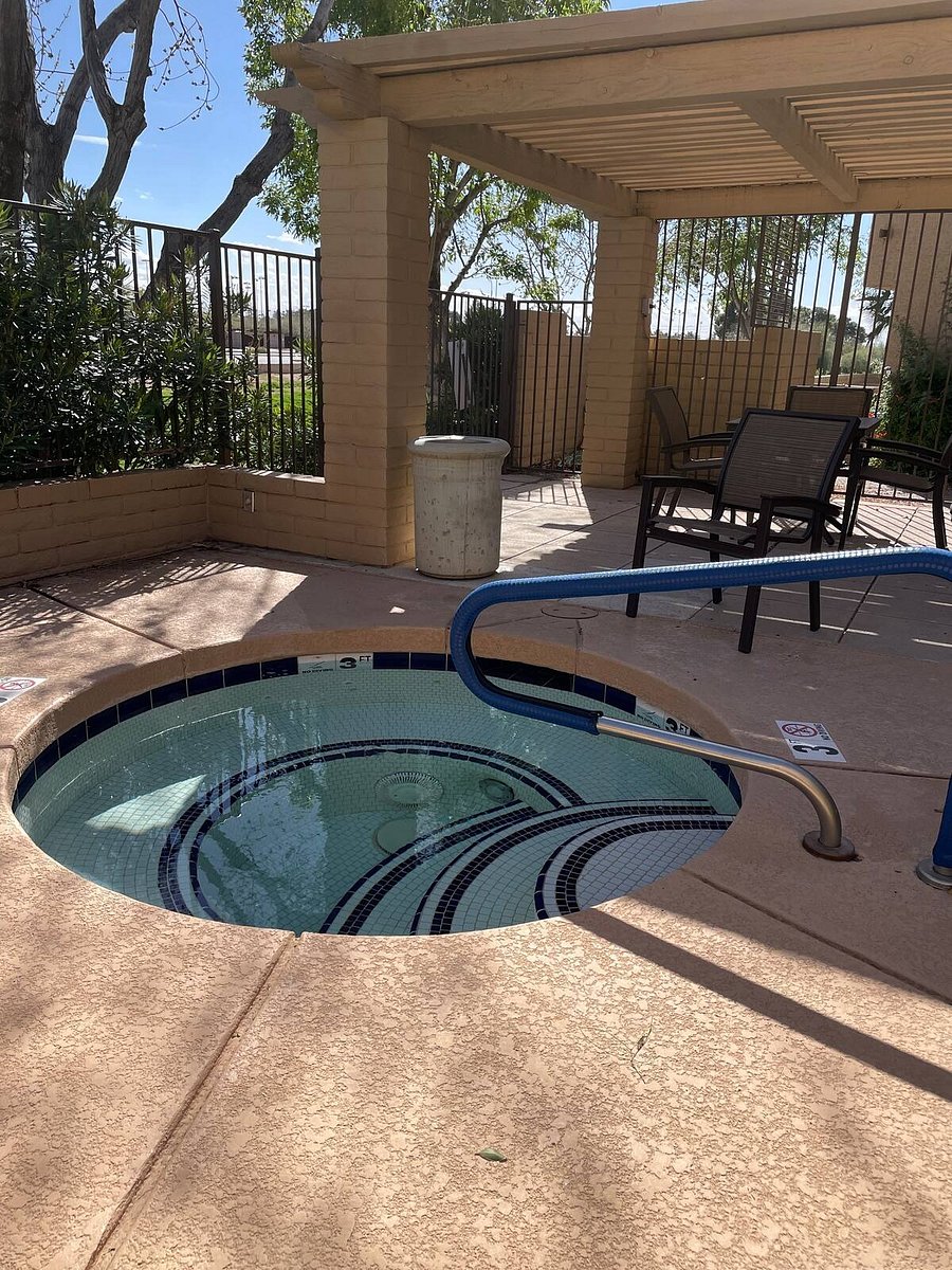 Secondary hot tub on property (facing the greenbelt)