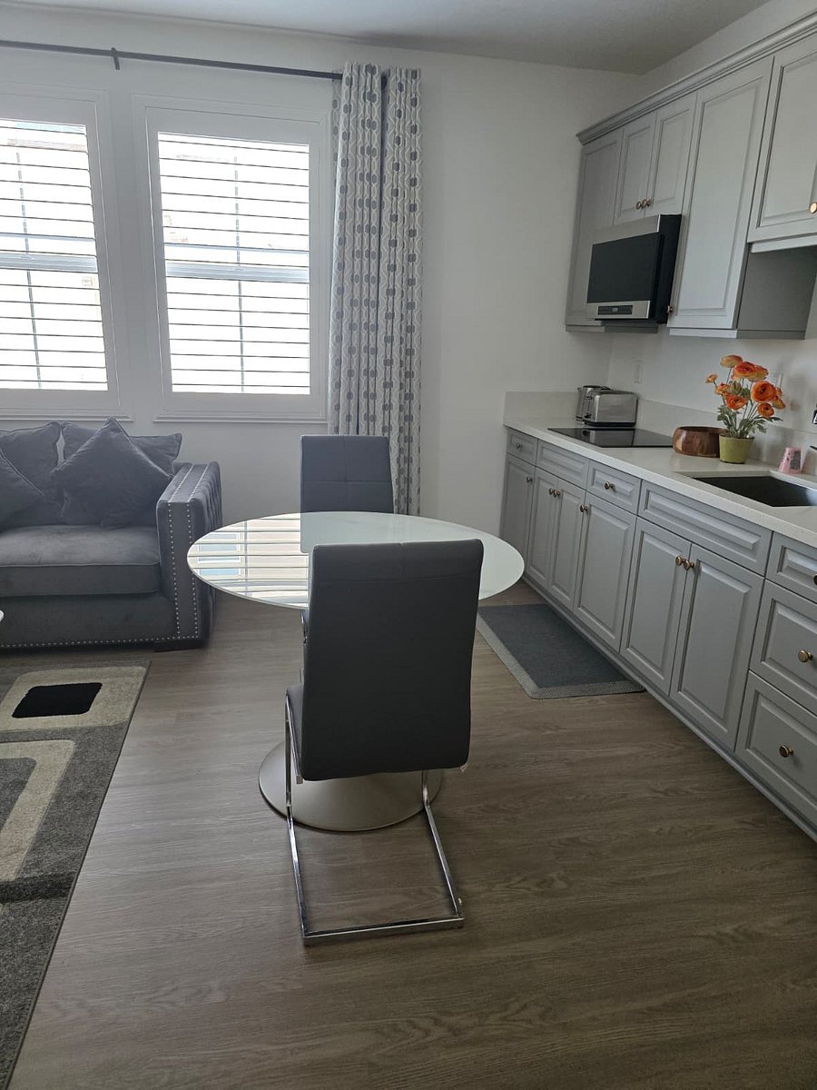 Furnished Finder property 878250_1 photo 11