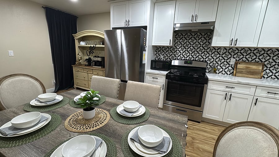 Furnished Finder property 878253_1 photo 9