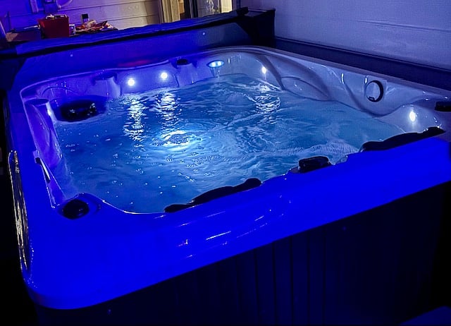 Brand new hot tub