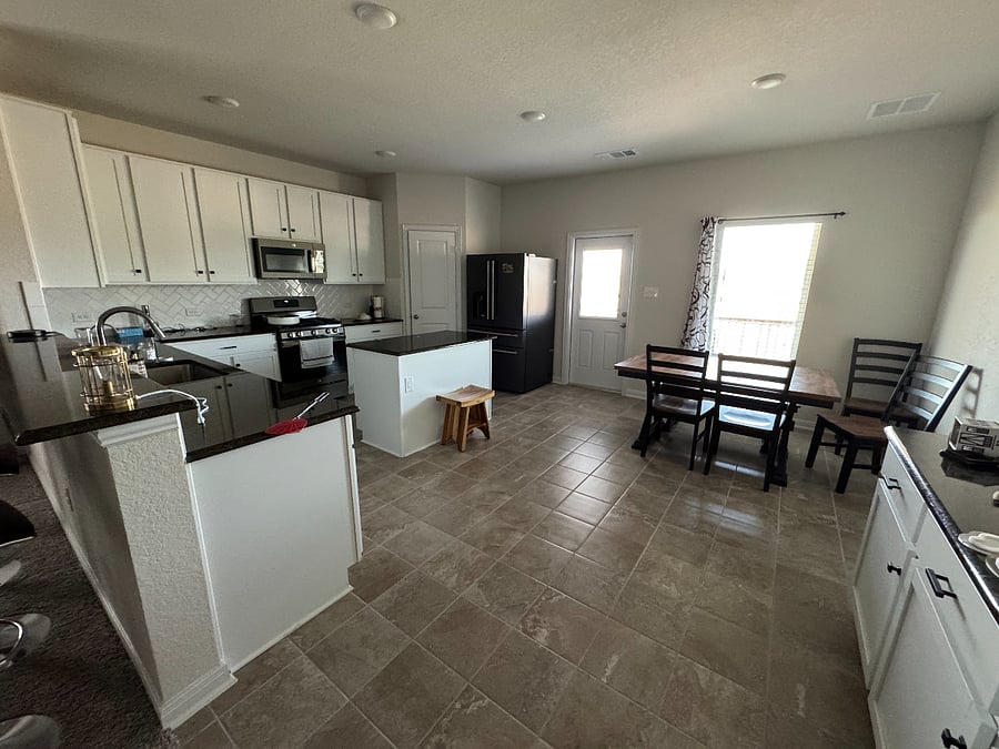 Furnished Finder property 878296_1 photo 7