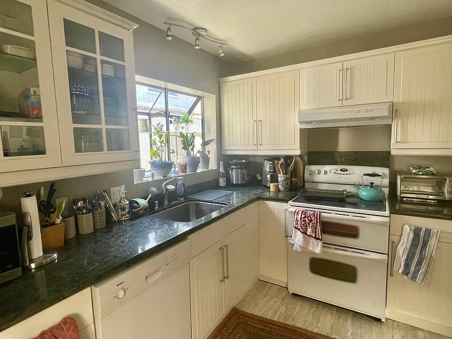 Furnished Finder property 878298_1 photo 8