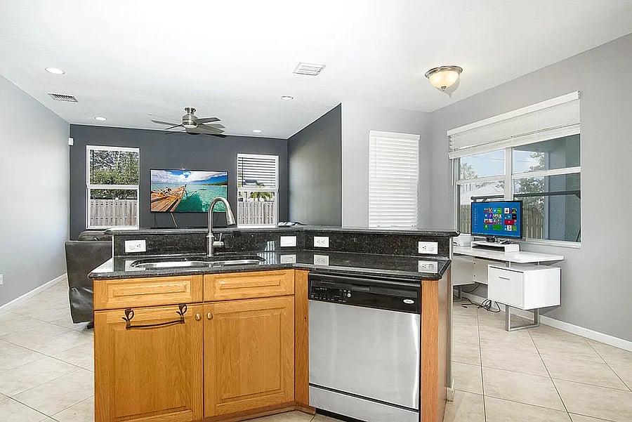 Furnished Finder property 878313_1 photo 7