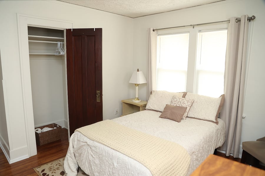 Furnished Finder property 878346_2 photo 3