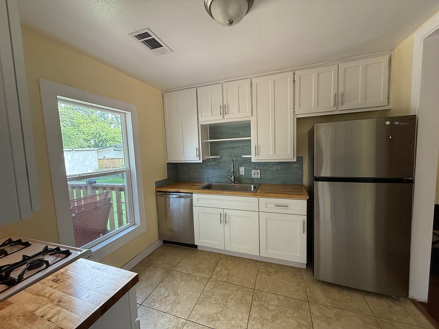 Furnished Finder property 878349_1 photo 9