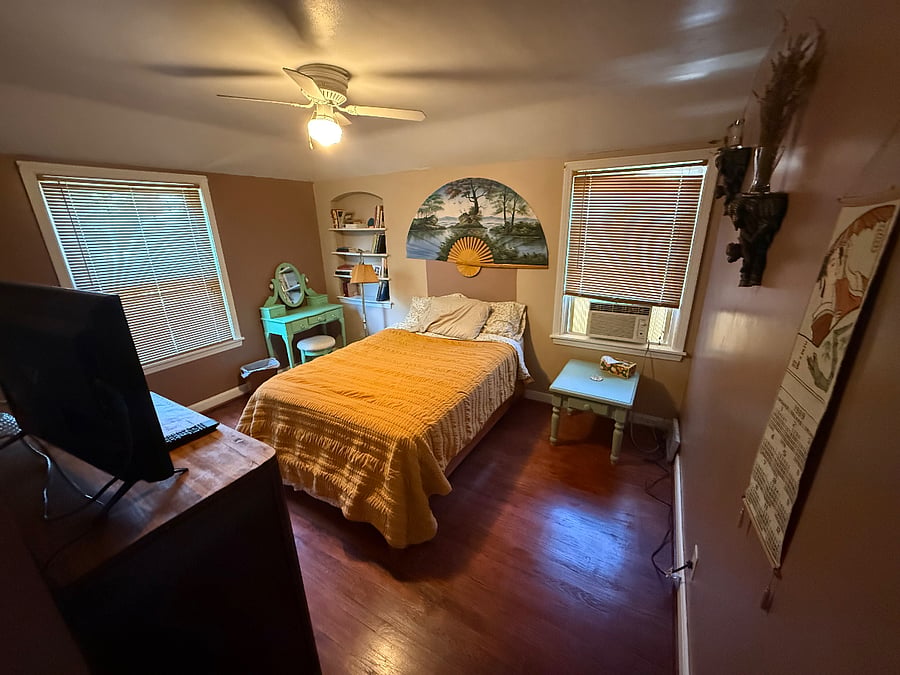 2nd Bedroom