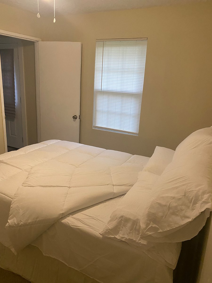 Furnished Finder property 878371_1 photo 3