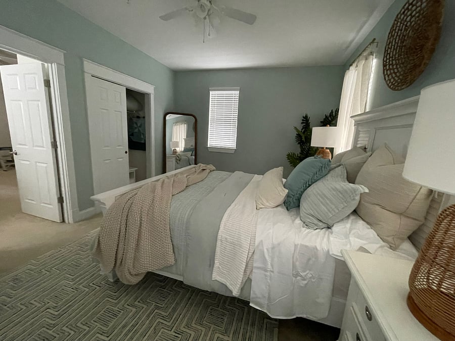 Blue room