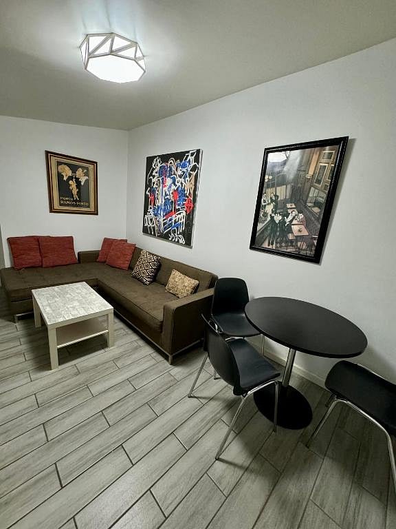 Furnished Finder property 878379_1 photo 4