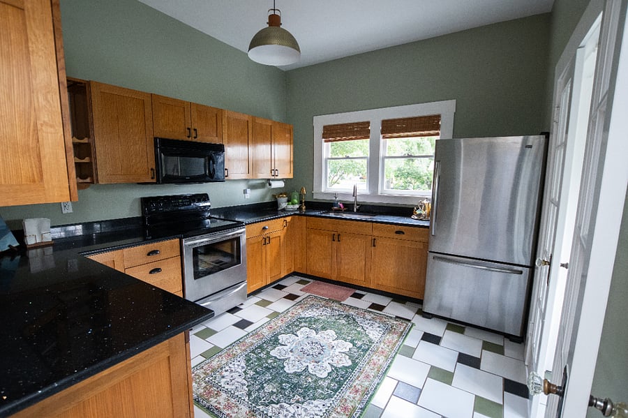Newly remodeled kitchen, vintage-chic!