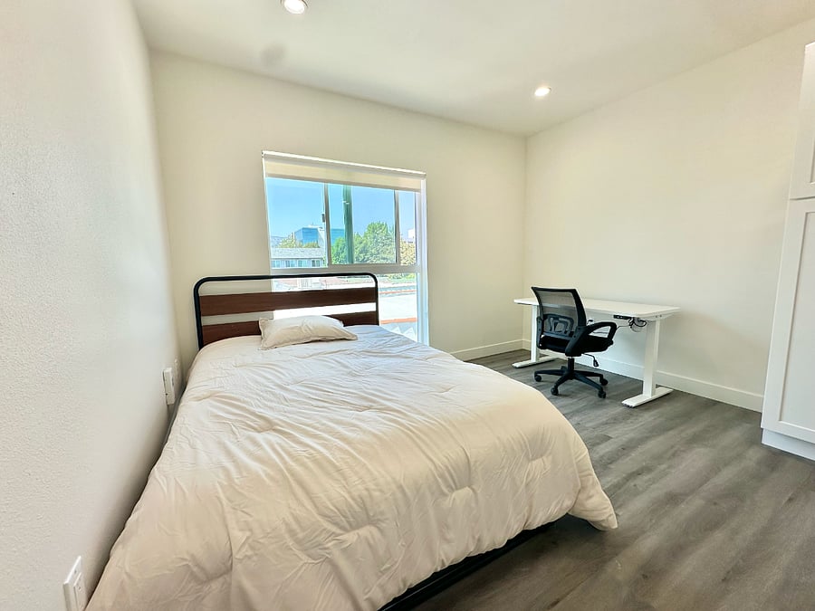 Furnished Finder property 878416_1 photo 33