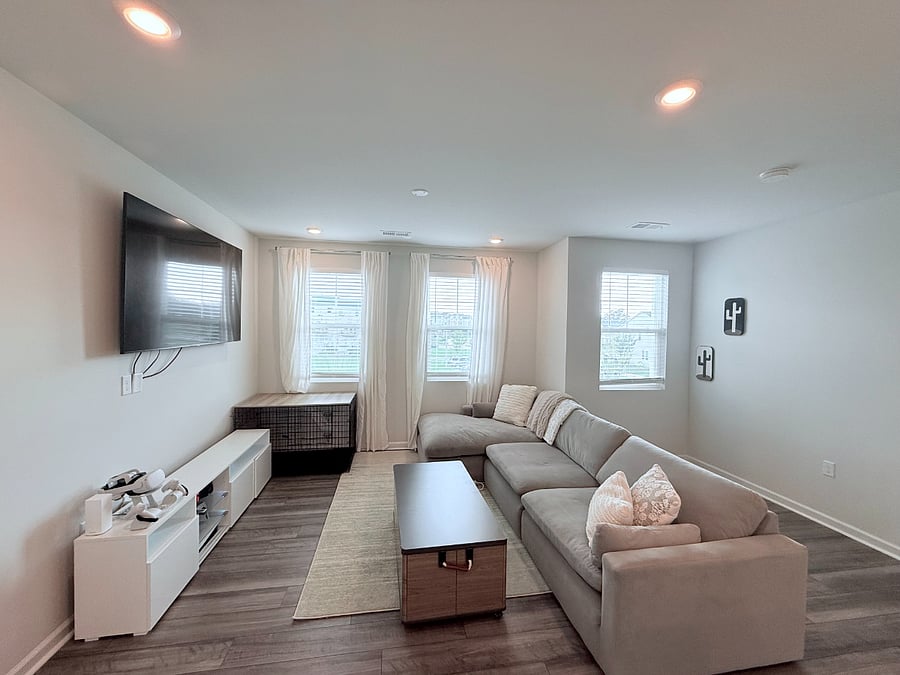 Second floor: Living room