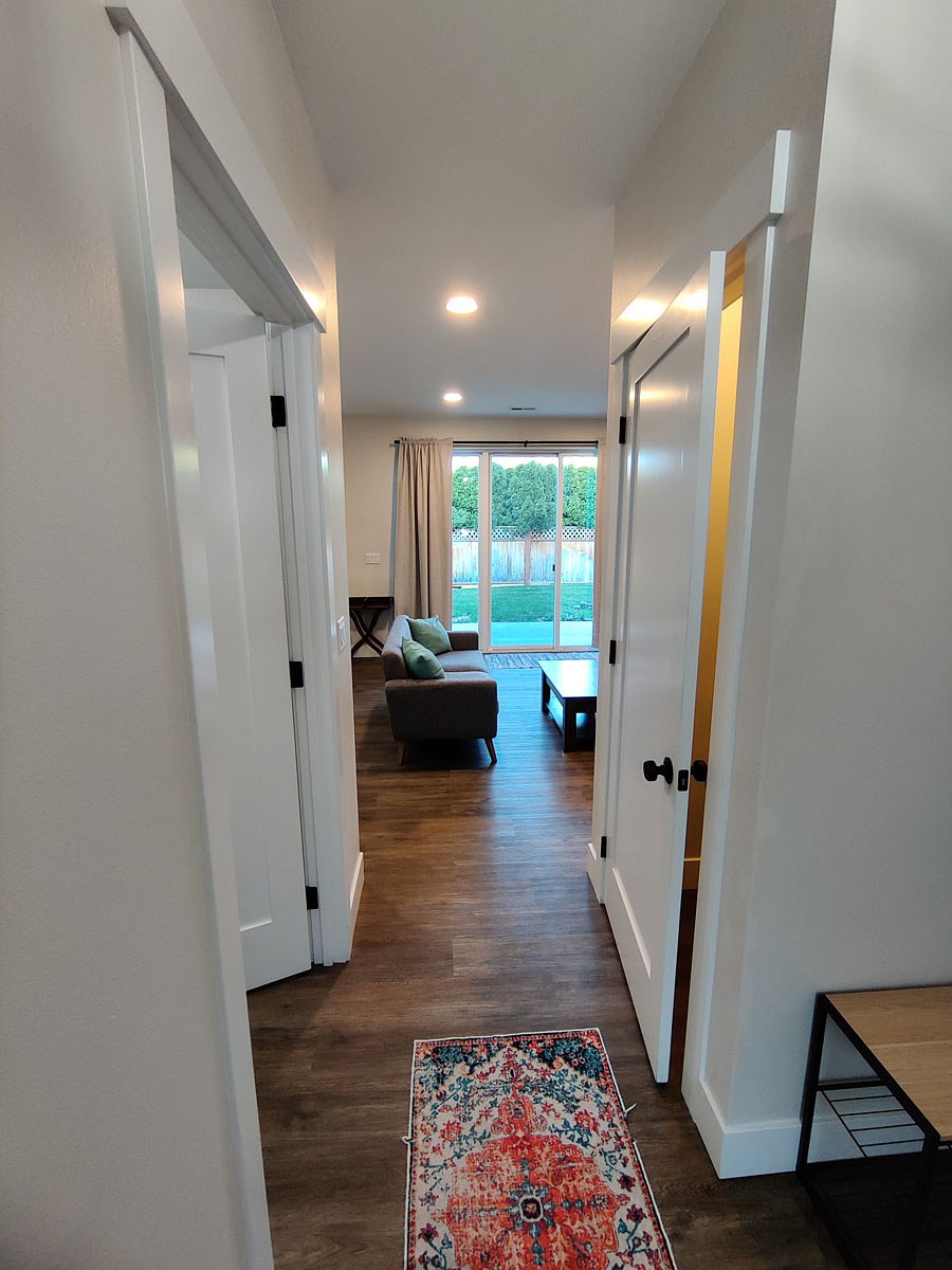 Furnished Finder property 878460_1 photo 5