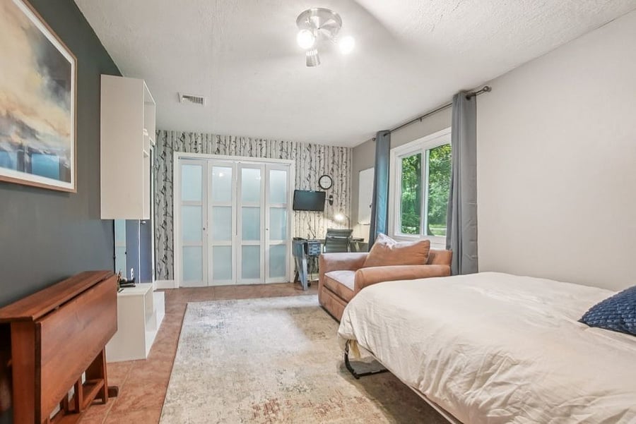 Furnished Finder property 878472_1 photo 11
