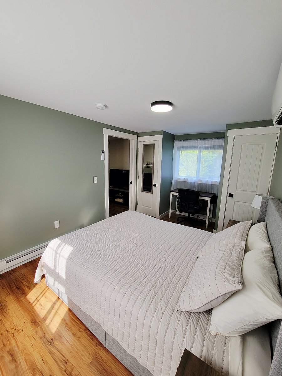 Furnished Finder property 878480_1 photo 4