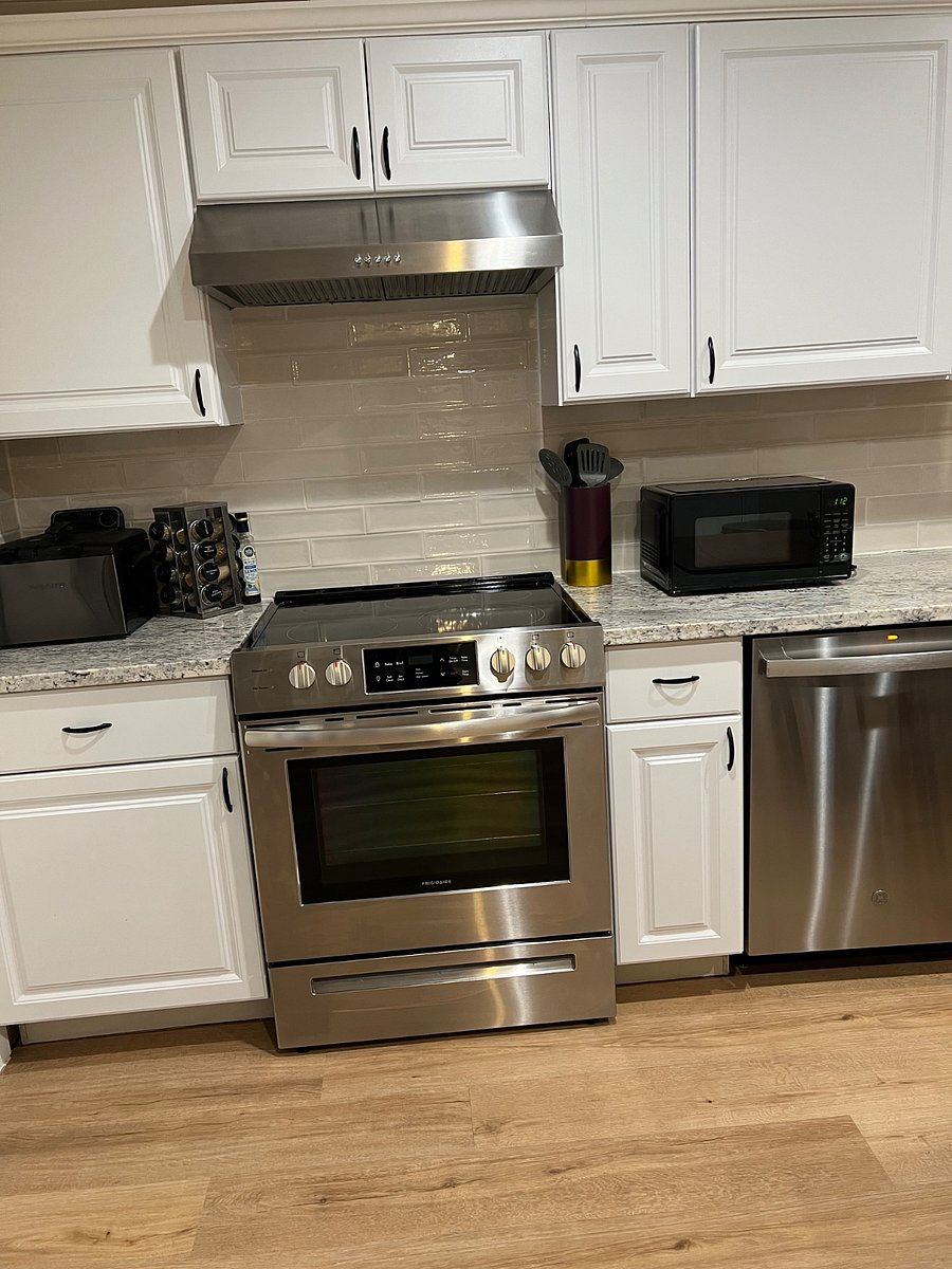 Furnished Finder property 878483_1 photo 16