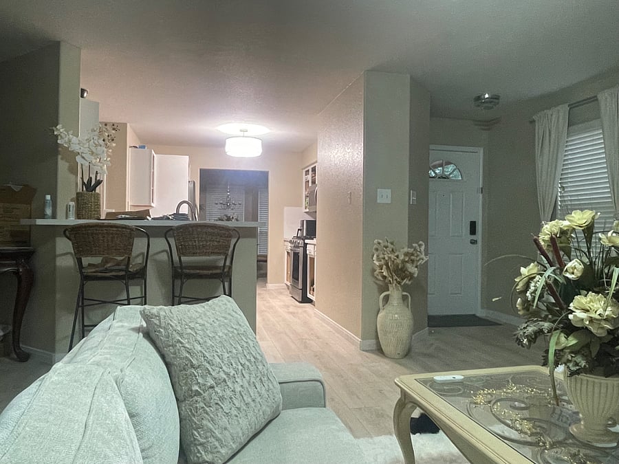 Furnished Finder property 878484_1 photo 4