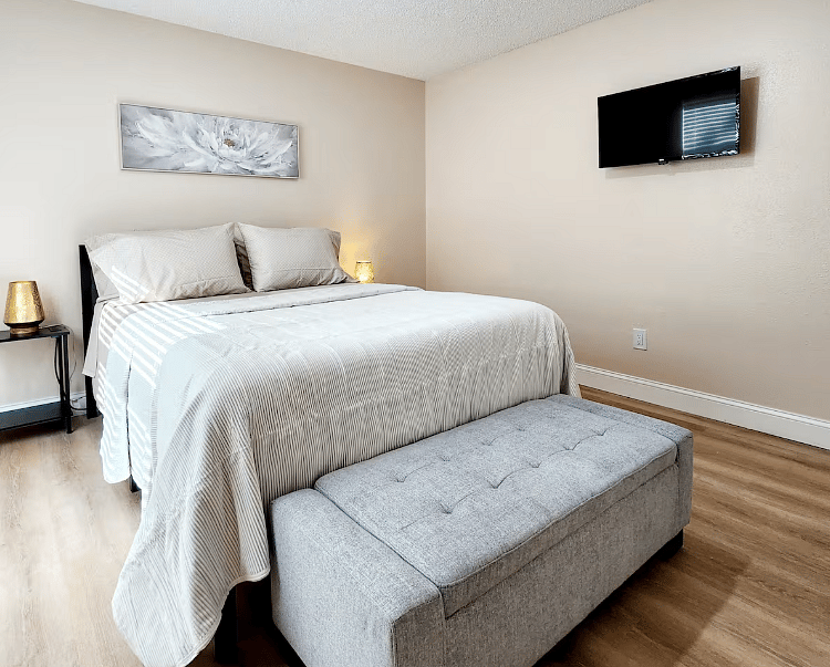 Furnished Finder property 878501_1 photo 17