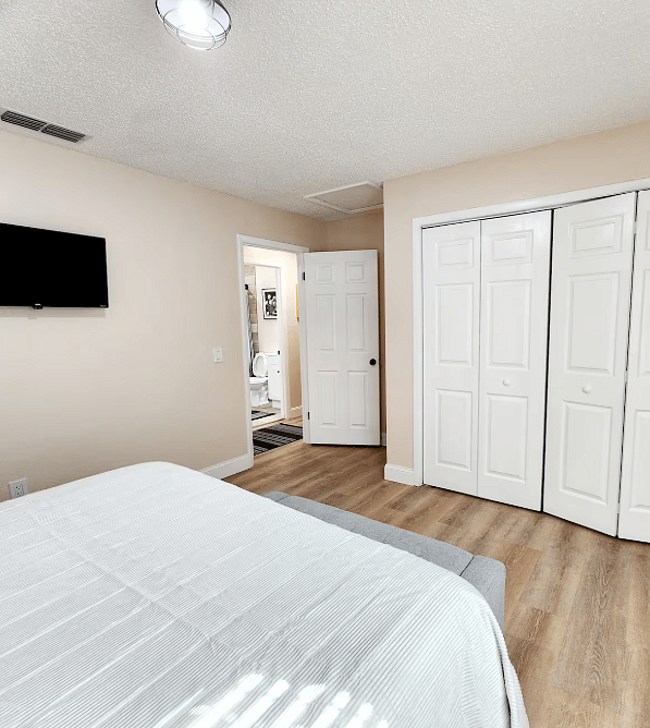 Furnished Finder property 878501_1 photo 21