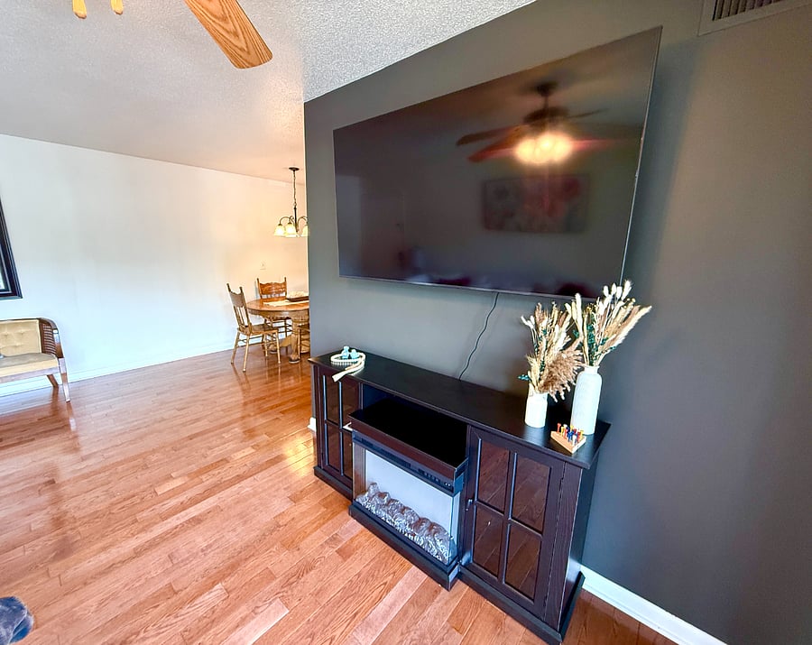 Furnished Finder property 878512_1 photo 4