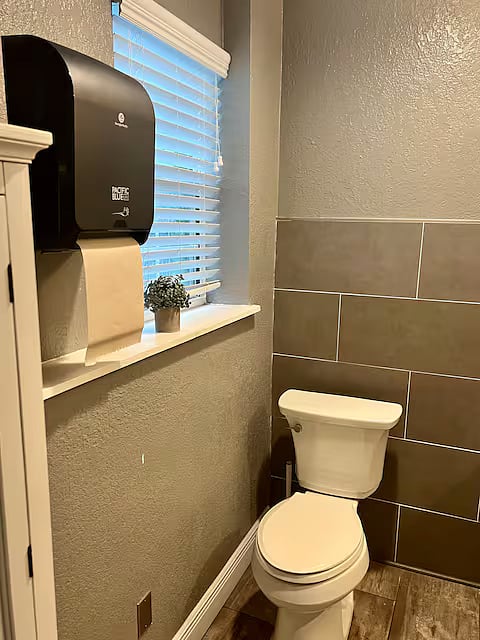 Furnished Finder property 878518_1 photo 14