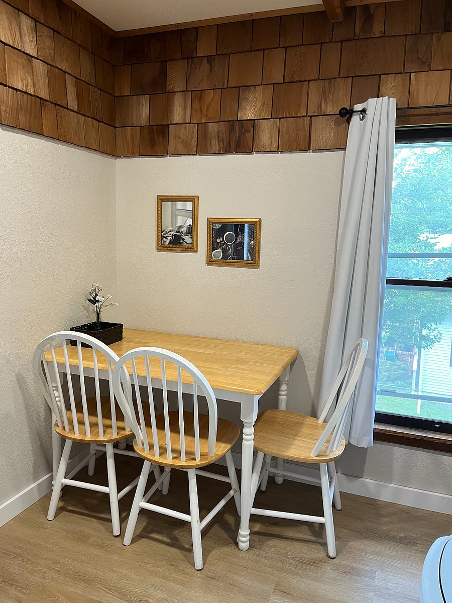 Furnished Finder property 878526_1 photo 17