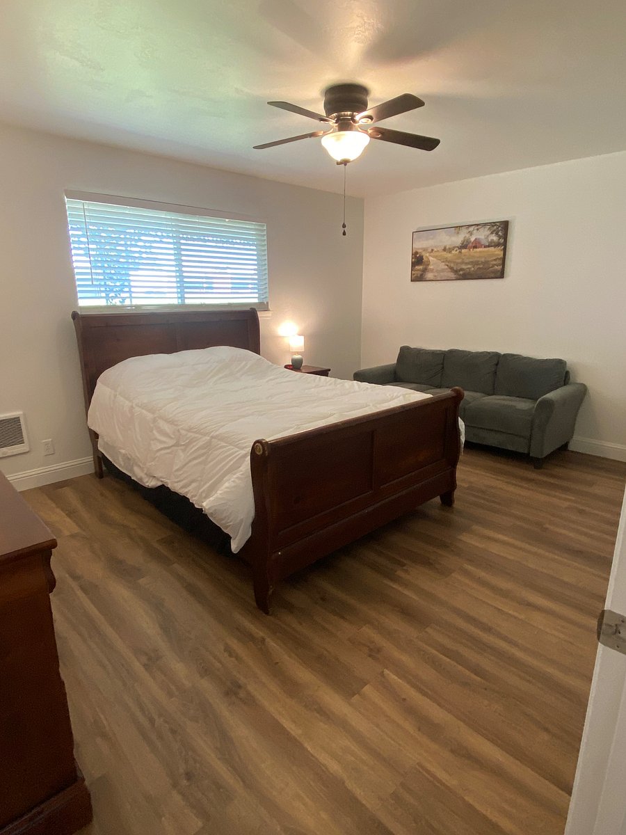Larger bedroom