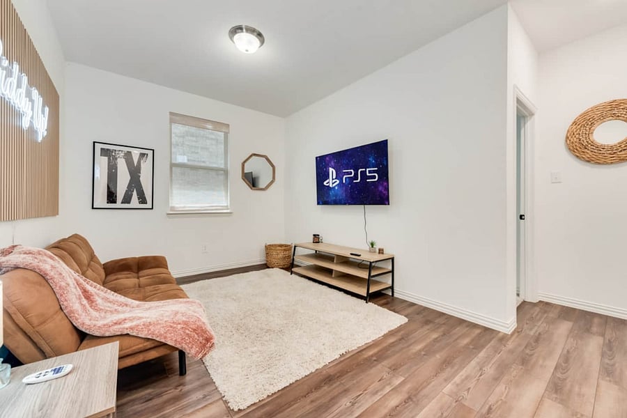 Furnished Finder property 878549_1 photo 7