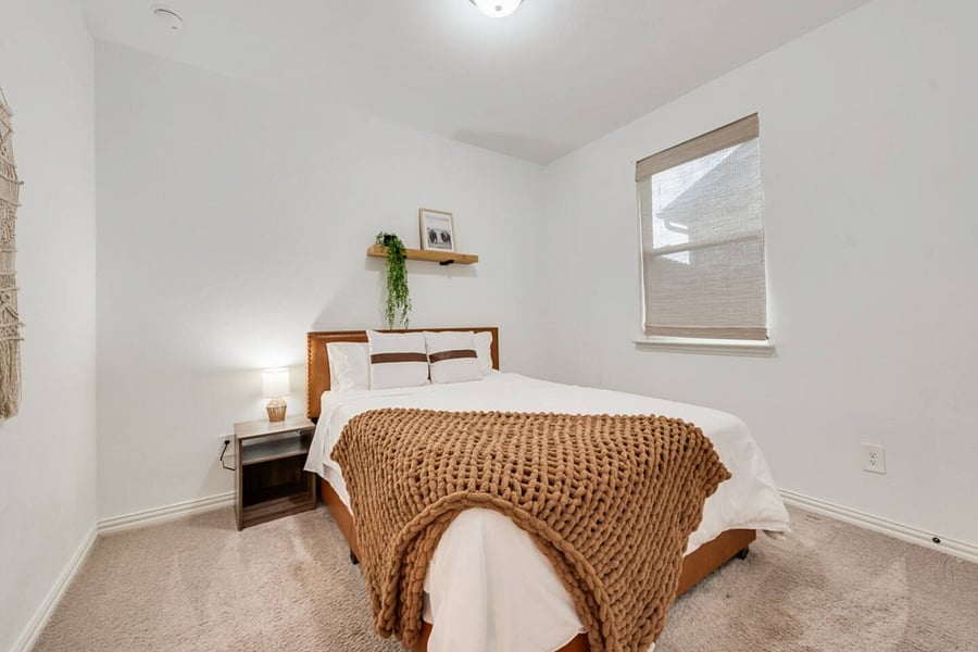 Furnished Finder property 878549_1 photo 20
