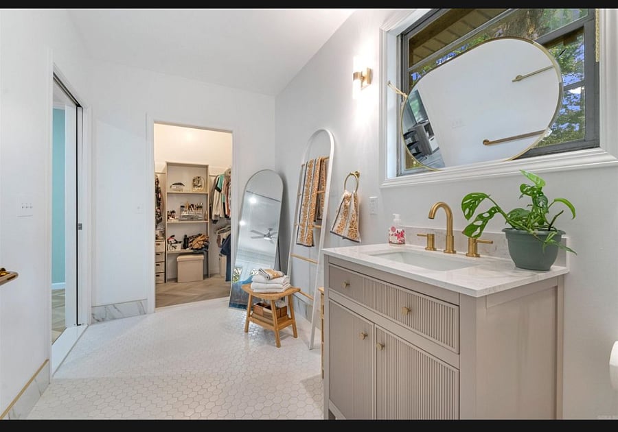 Furnished Finder property 878555_1 photo 10
