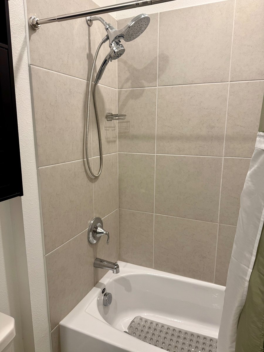 Furnished Finder property 878556_1 photo 6