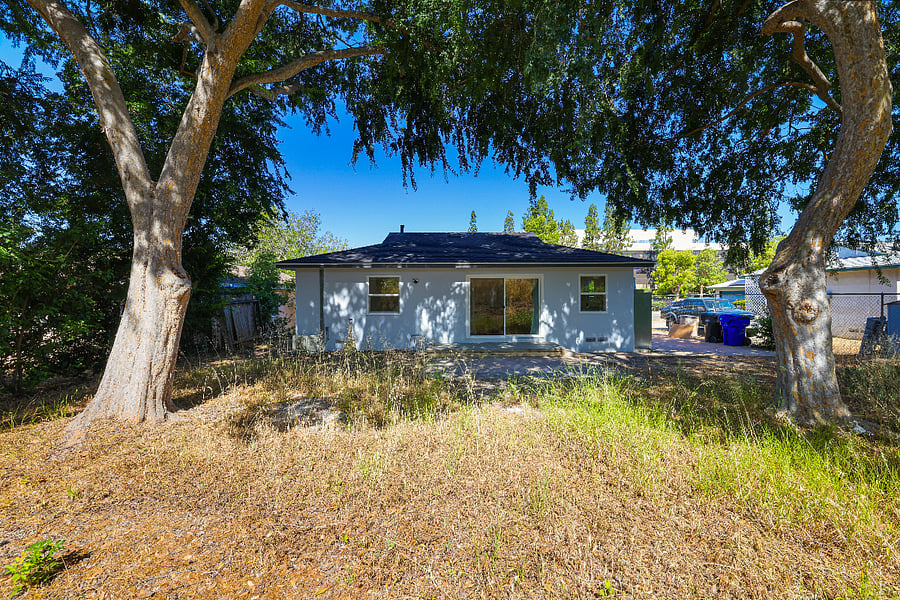 Furnished Finder property 878574_1 photo 13