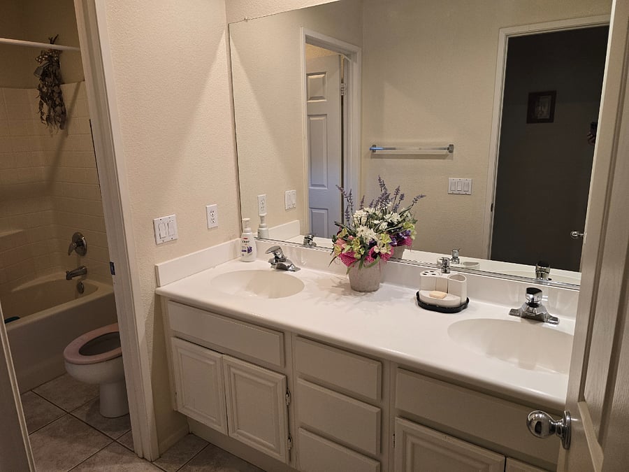Furnished Finder property 878602_1 photo 6