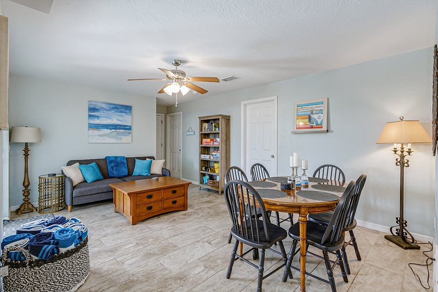 Breakfast Nook and Sitting Room