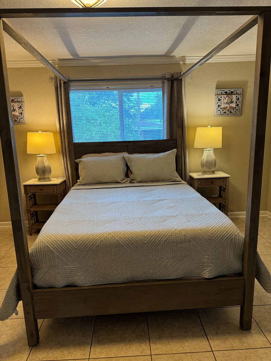 Furnished Finder property 878679_1 photo 8