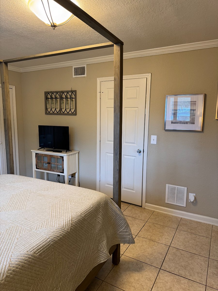 Furnished Finder property 878679_1 photo 10