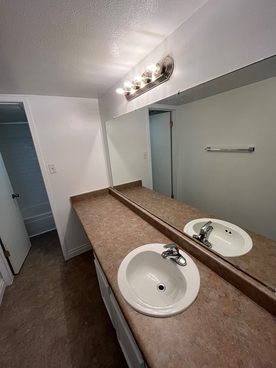 Furnished Finder property 878690_1 photo 3