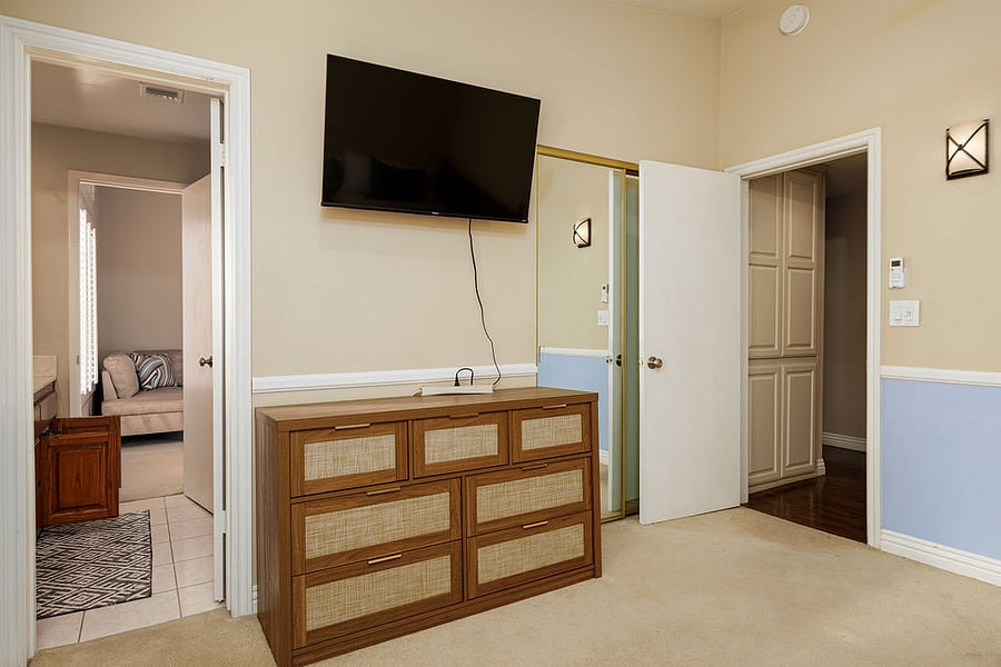 Furnished Finder property 878698_1 photo 29